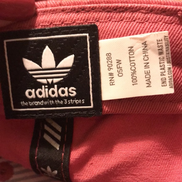 NWOT ADIDAS women’s pink baseball hat - Picture 4 of 4